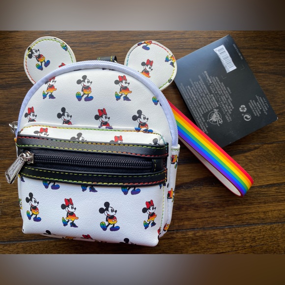 Disney Loungefly Mickey & Minnie Mouse Pride Rainbow Wristlet - Picture 5 of 5